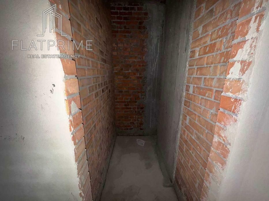 1836068592167234