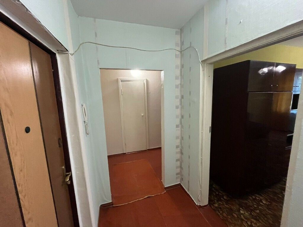1832550558012235