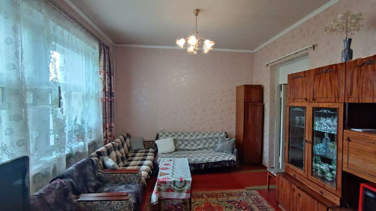 1835440728124235