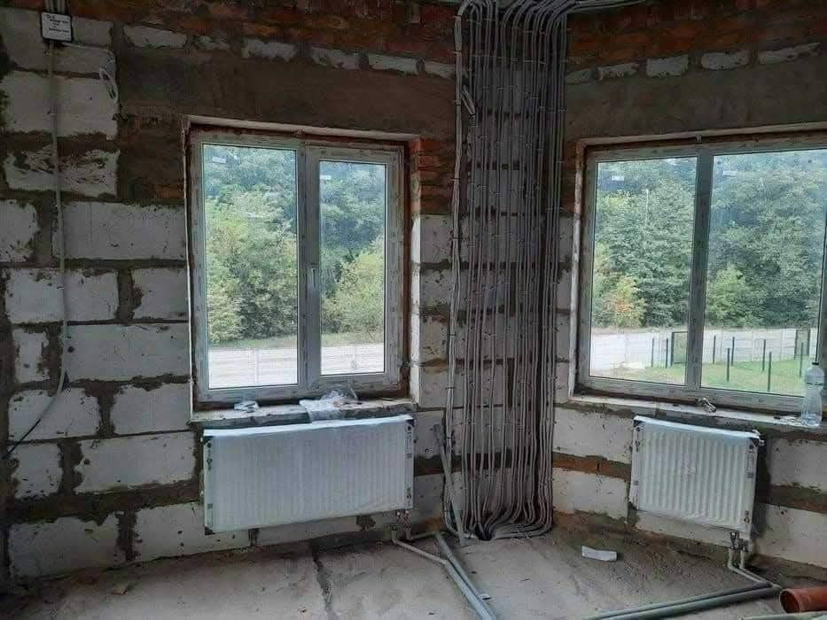 1835910429791235