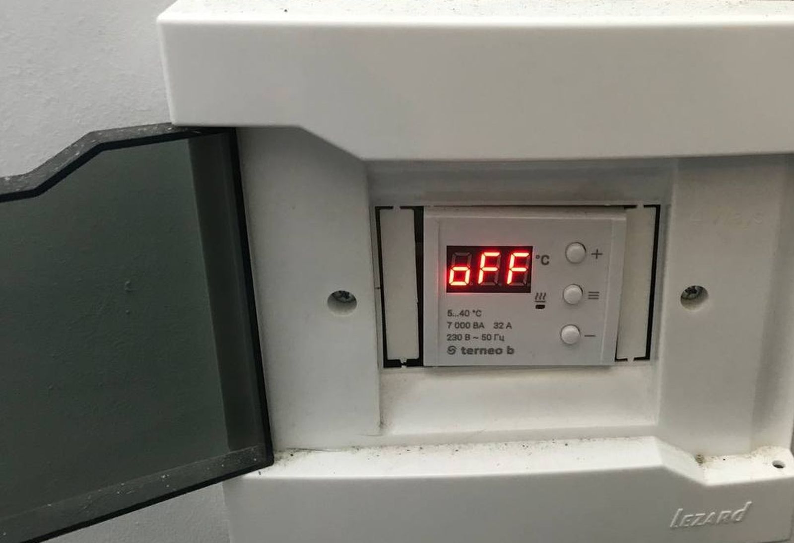 1837711535711235