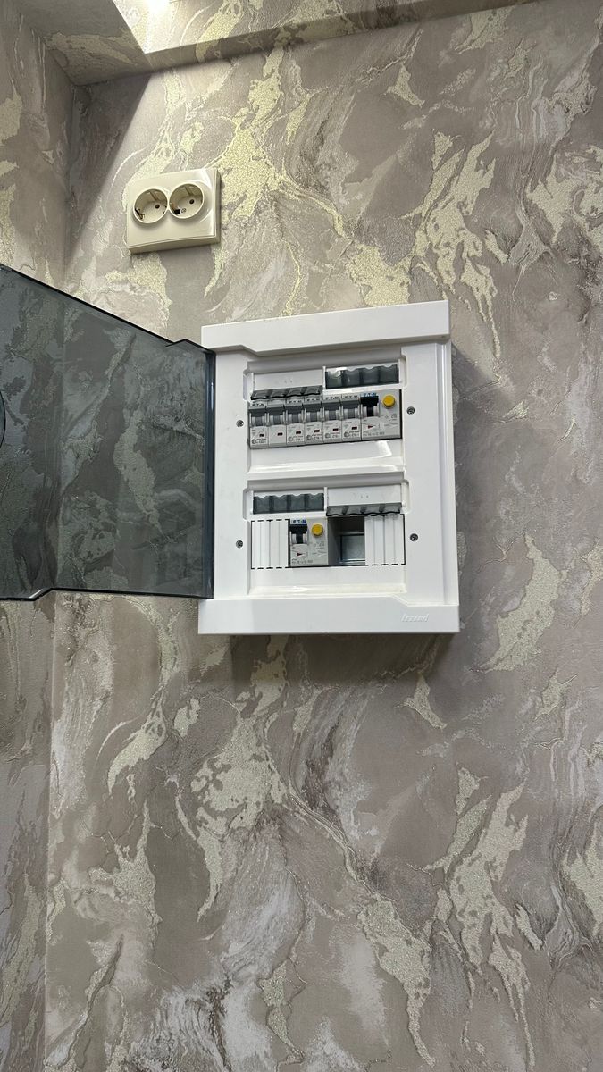 1839525256280236