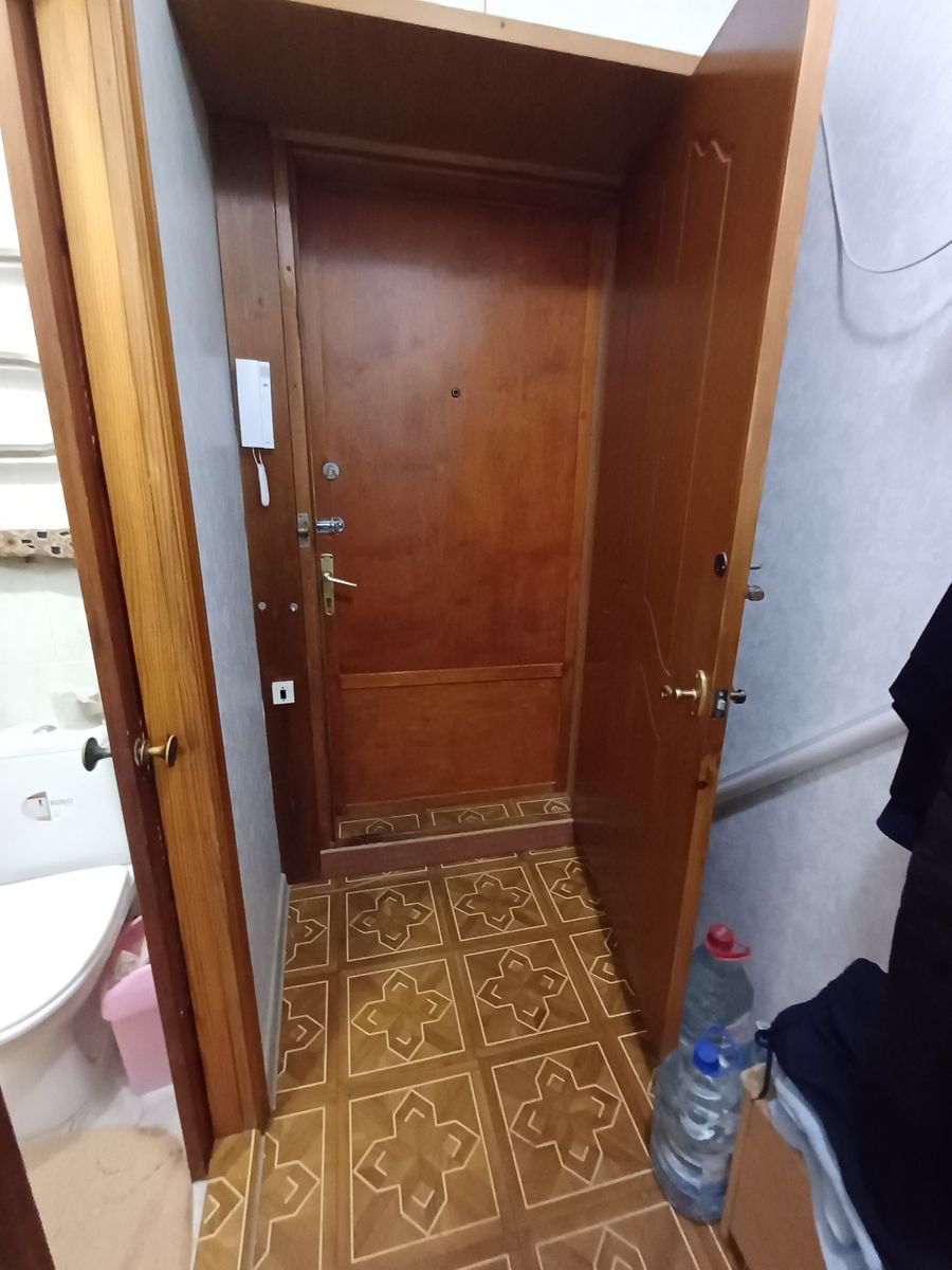 1841053435434238