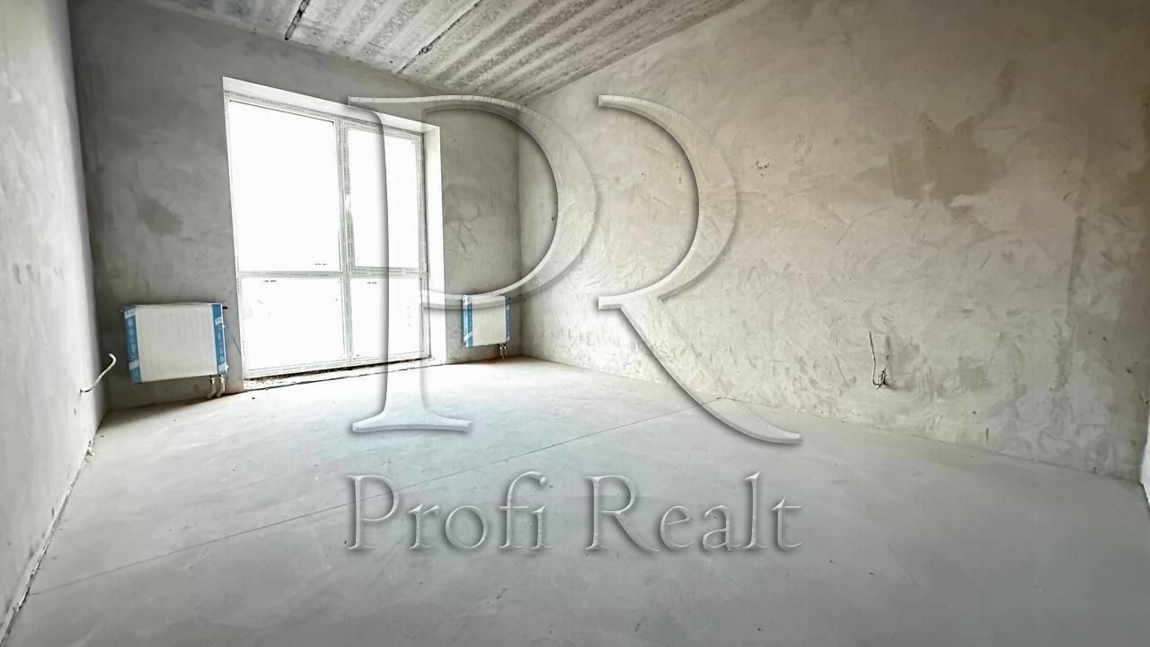 1832002745859024