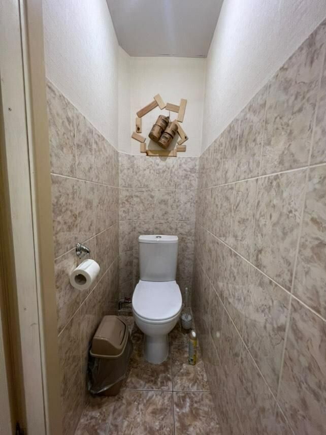 1837254362109241