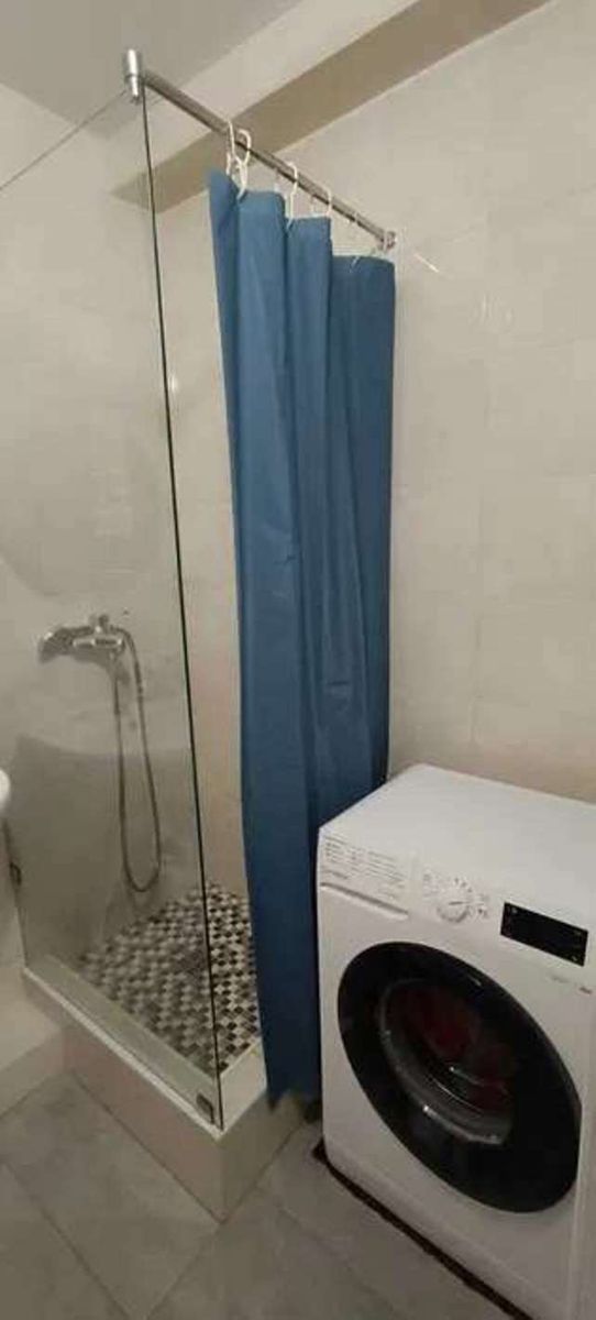 1832826479028242