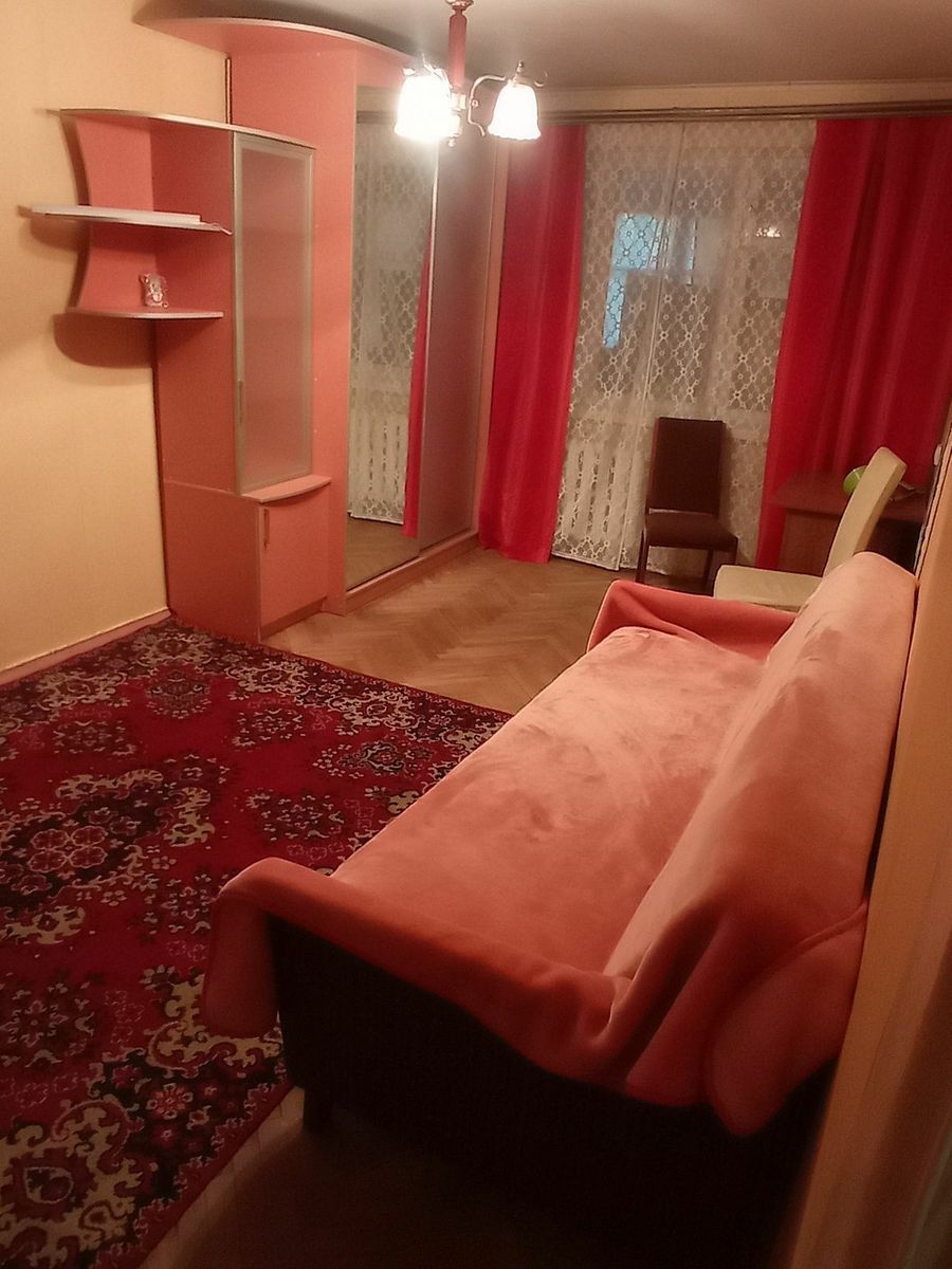 1833917448270243