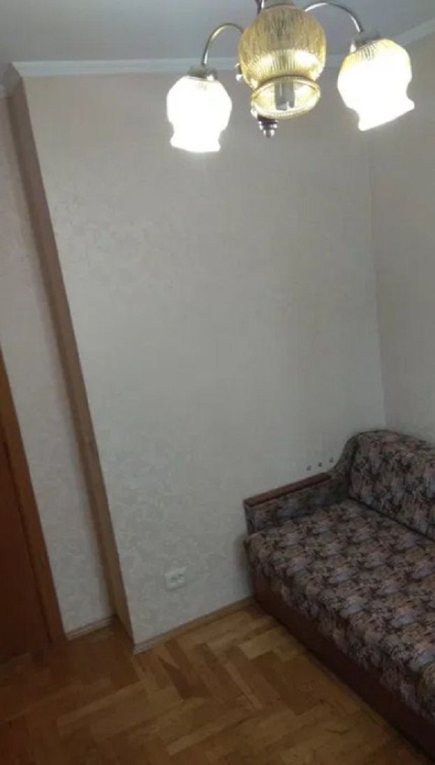 1838699937962243
