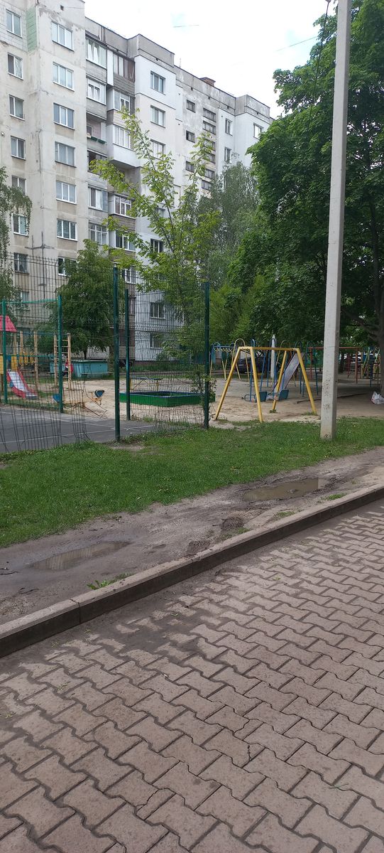 1832126650015244