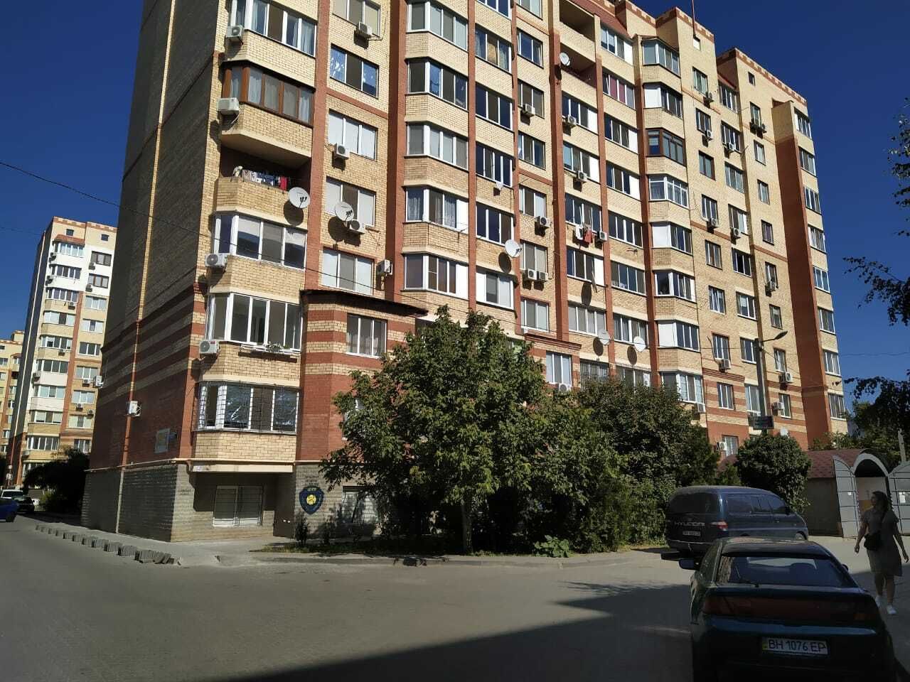 1832178681163245