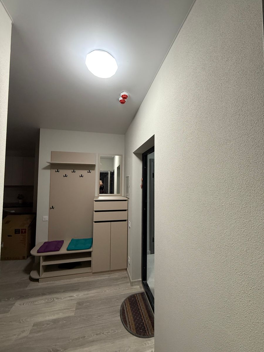 1835570904668245
