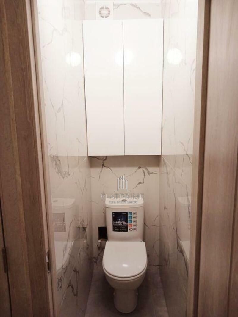 1830823274623250