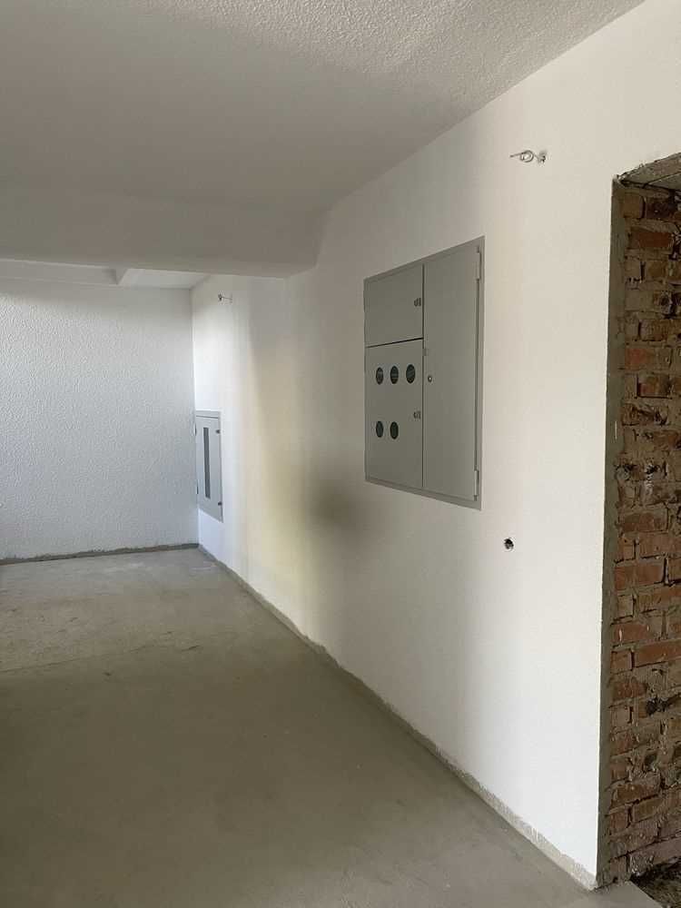 1831642232146256