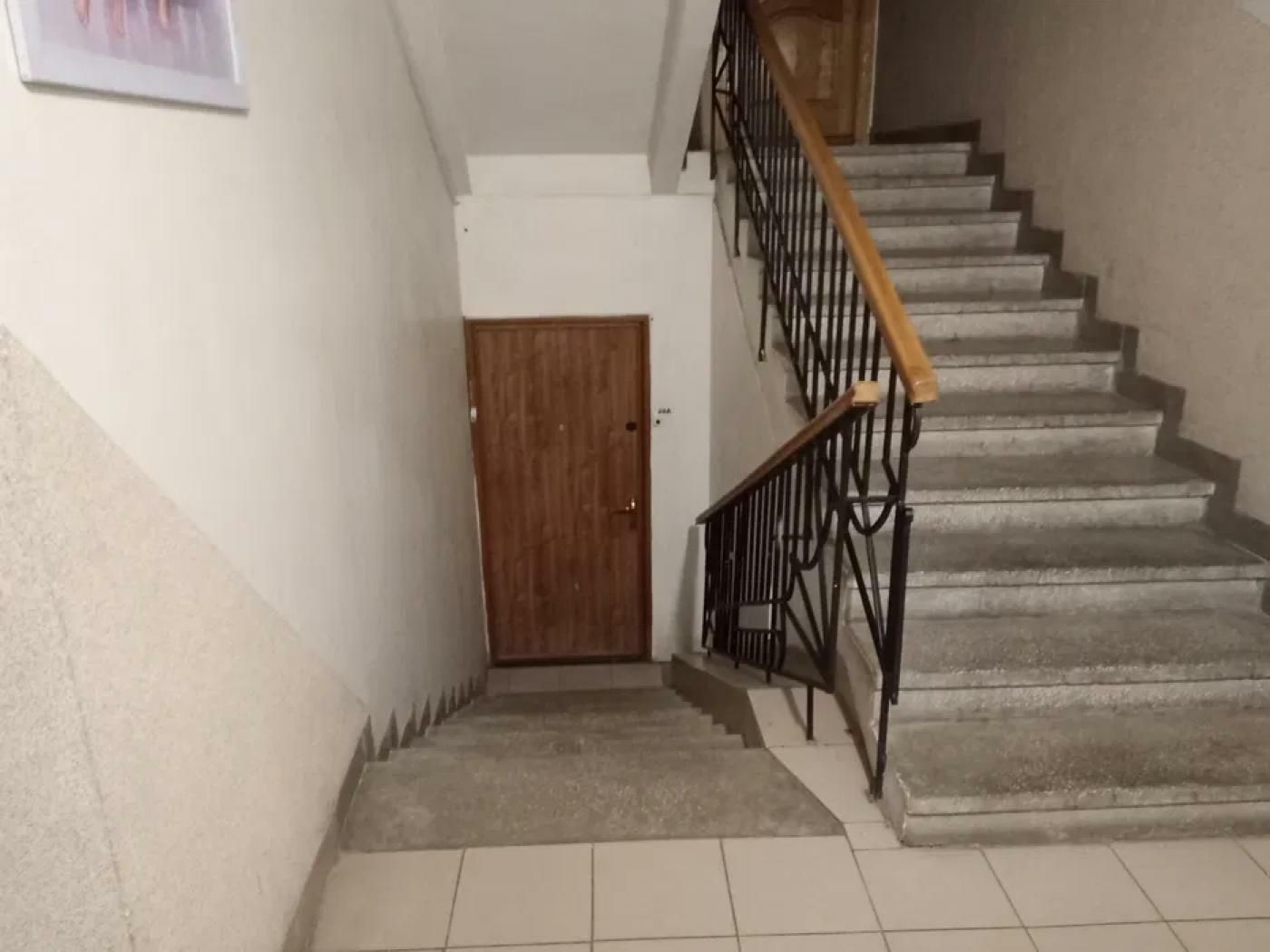 1832272875010256