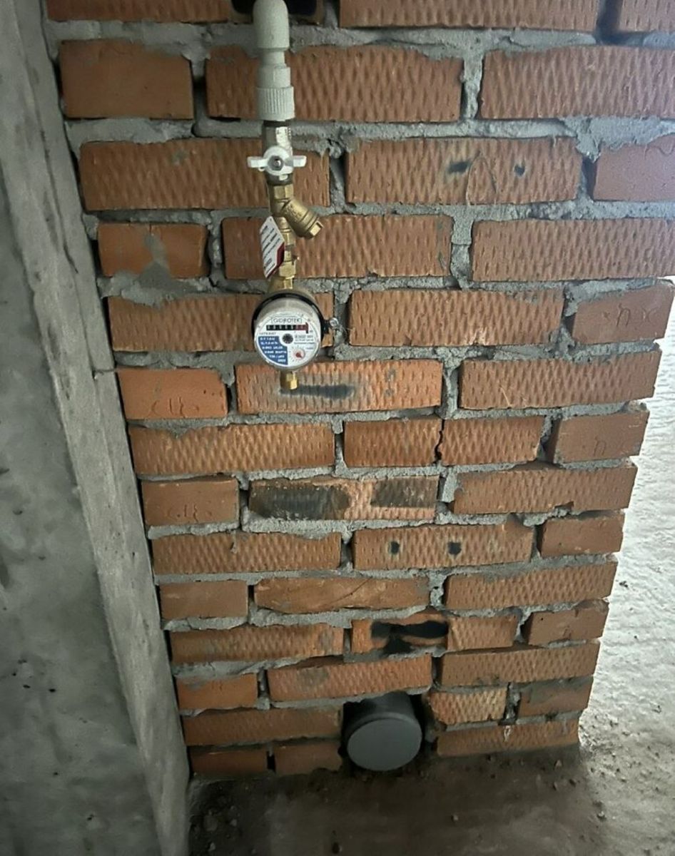 1836991093036257