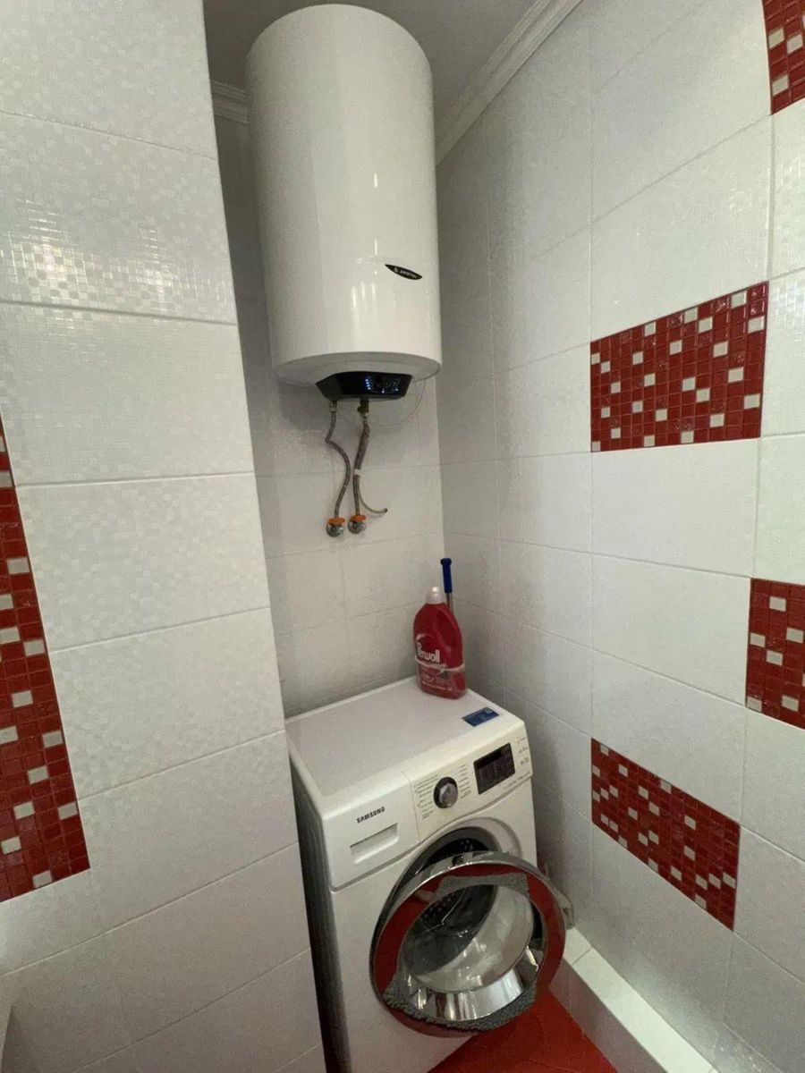 1835796334190258