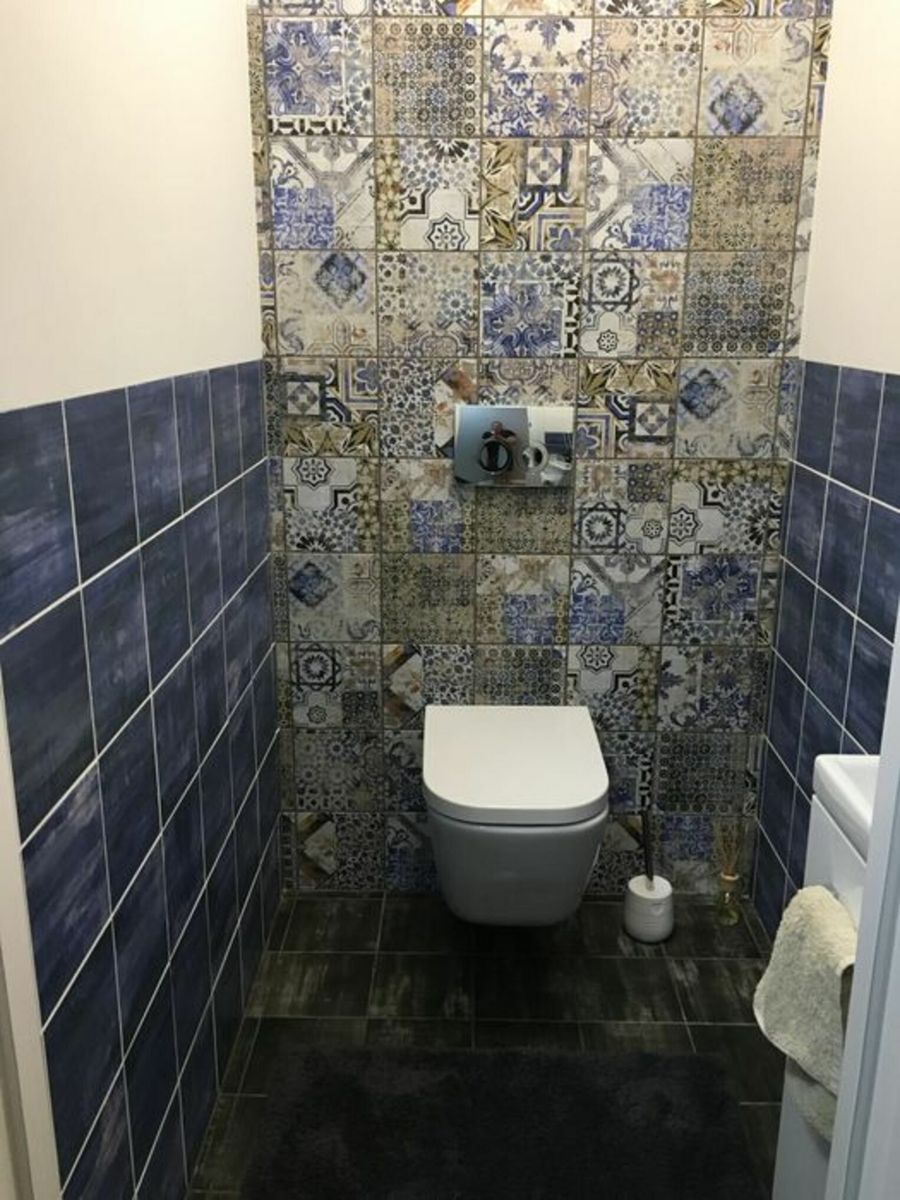 1836802673650258
