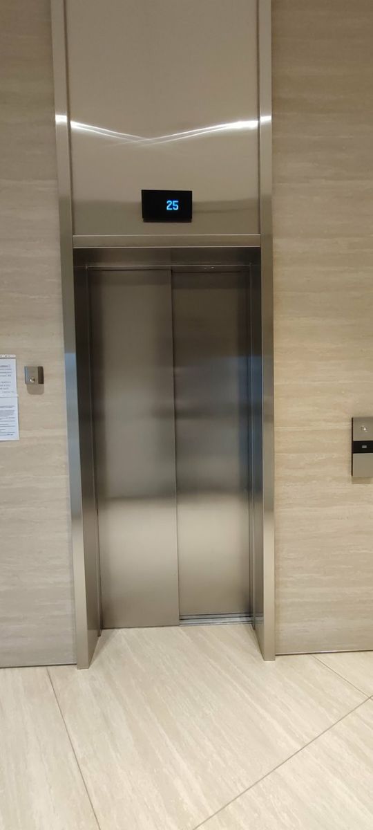 1831277886807259
