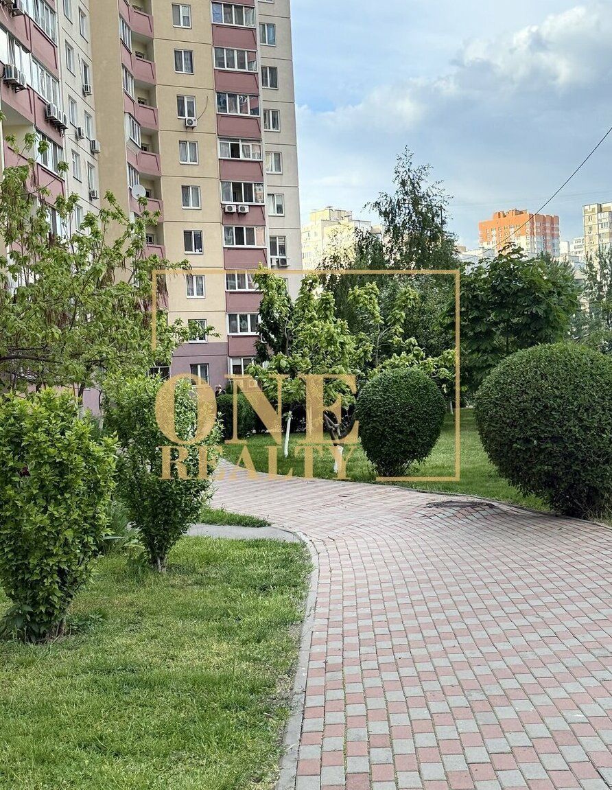 1837341068752259