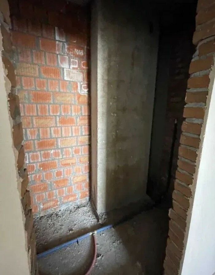 1827574376955026