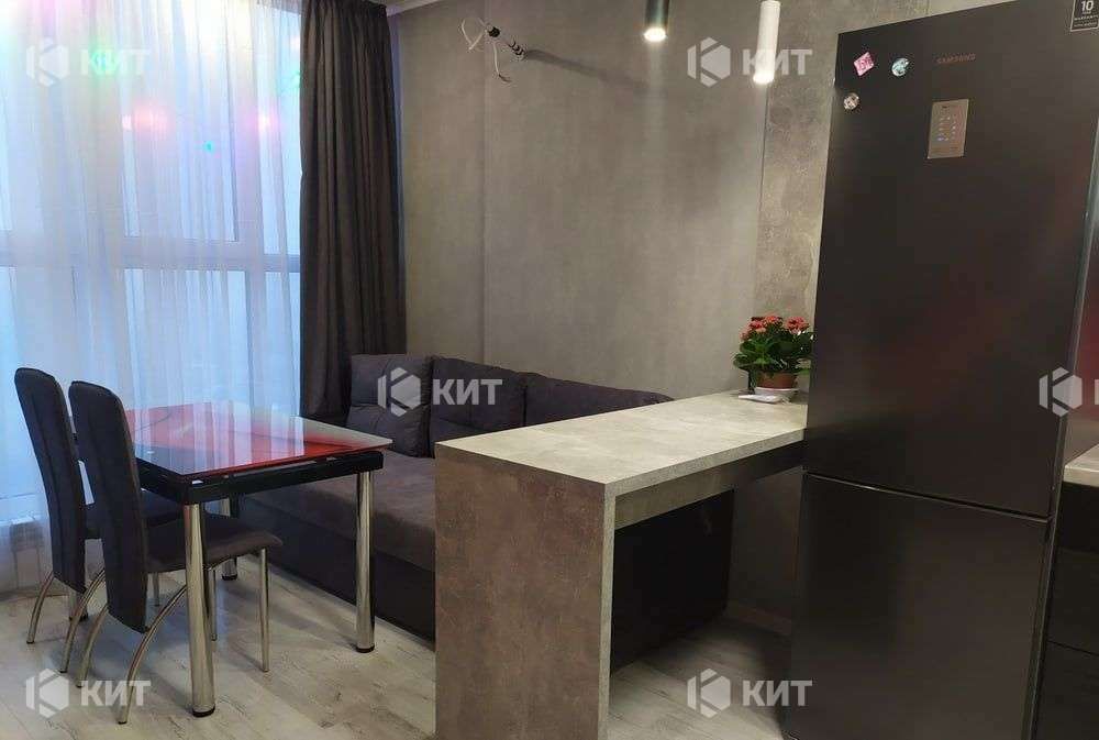 1834070131200260