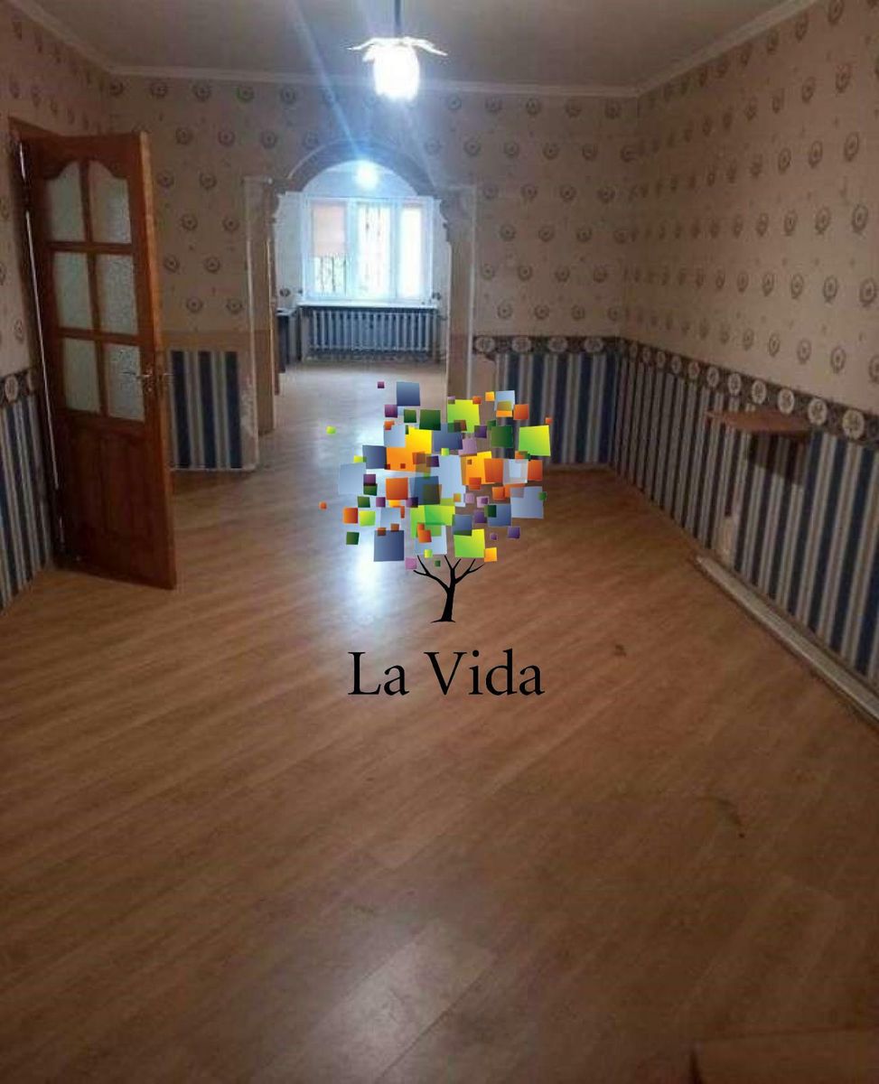 1835982093049260