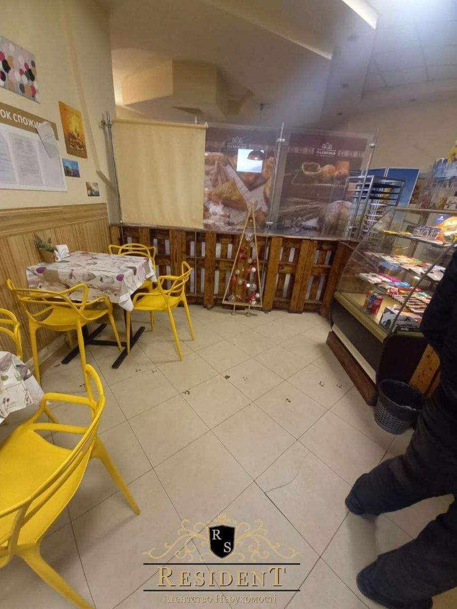 1835652132157261