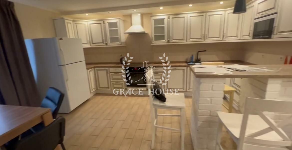 1835982175911261