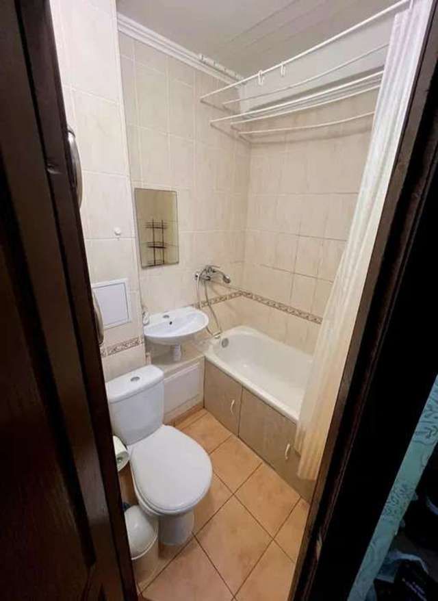 1839868283759261