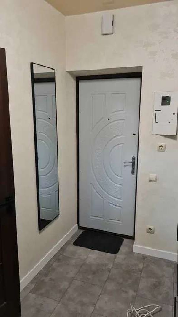 1831992853957266