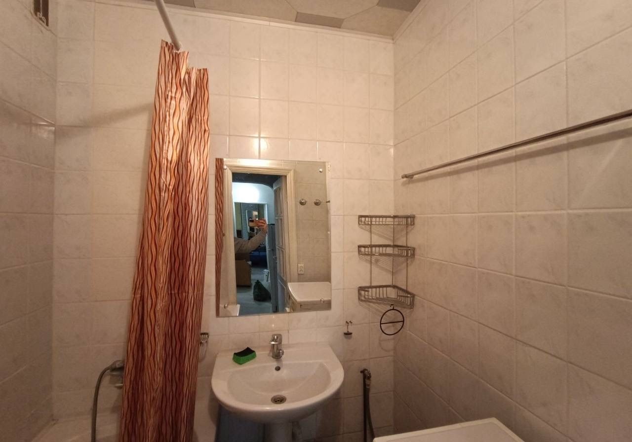 1835796127799267