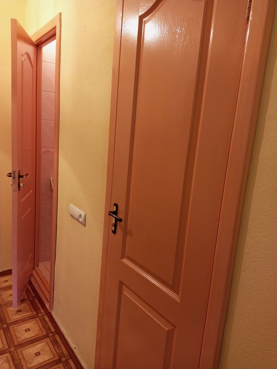 1744666579637027