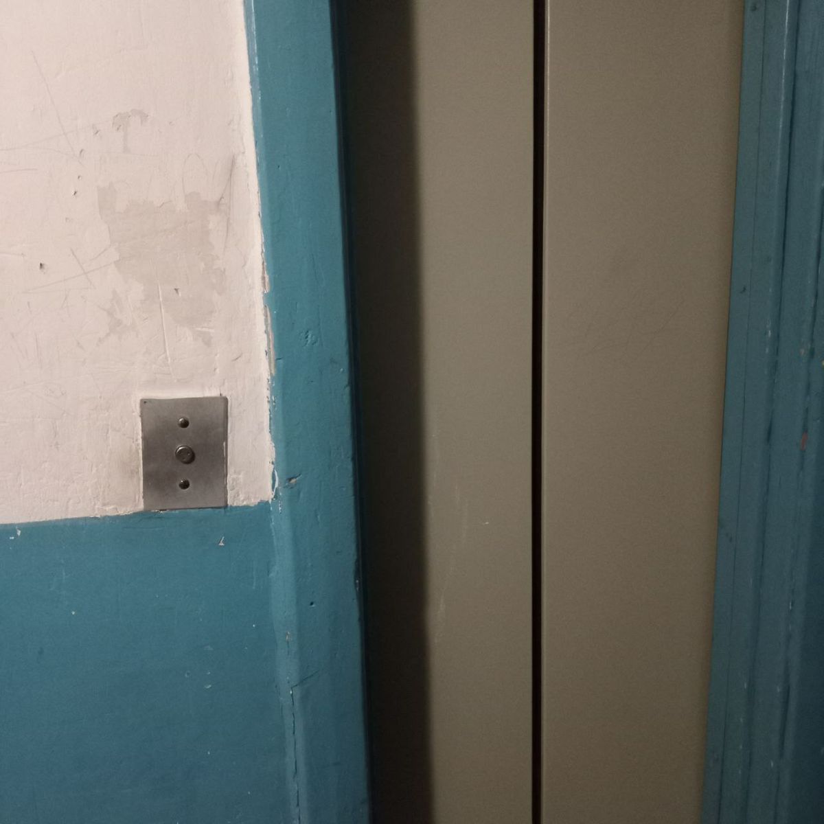 1827679193063027