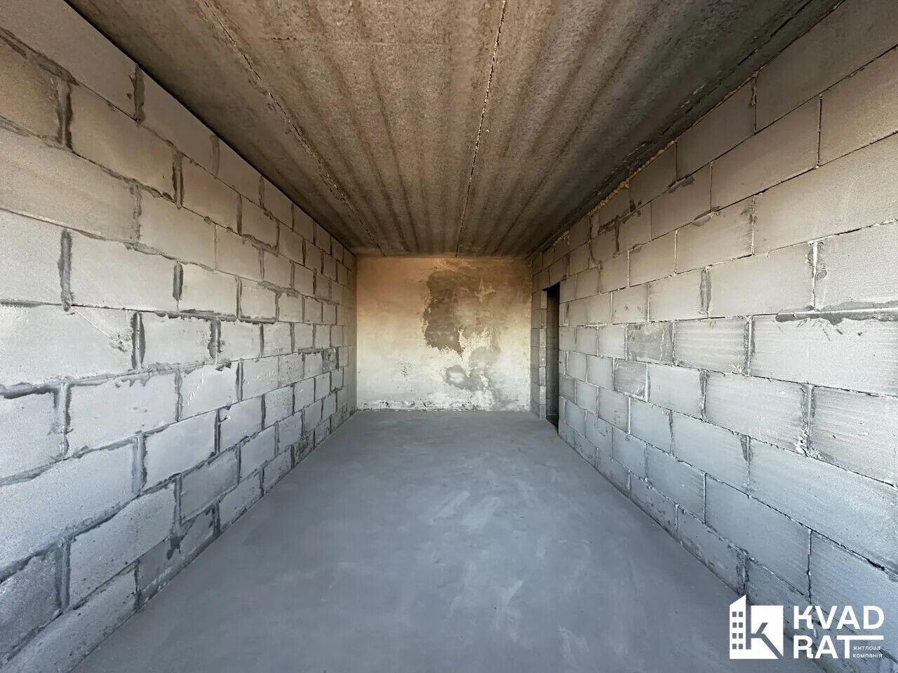 1840345905352027