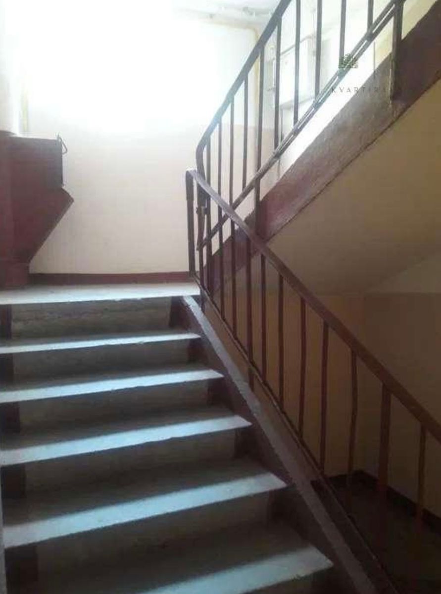 1837069641783273