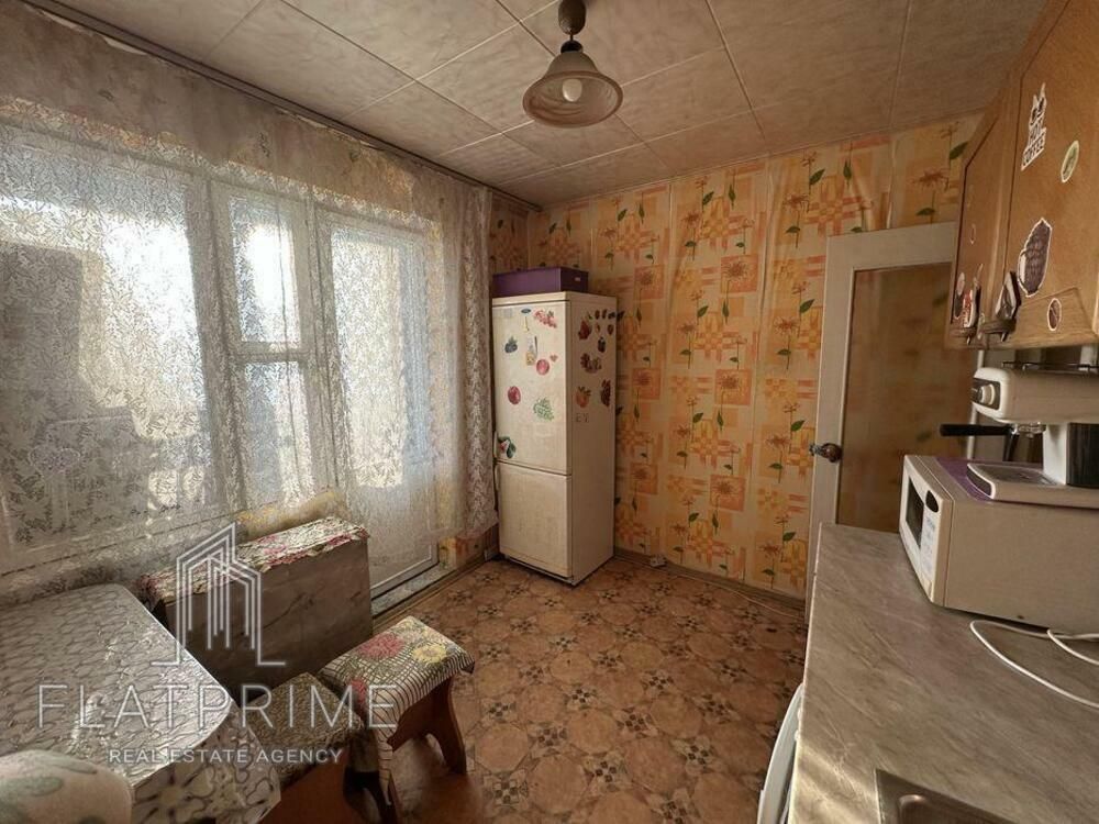 1837719405098275