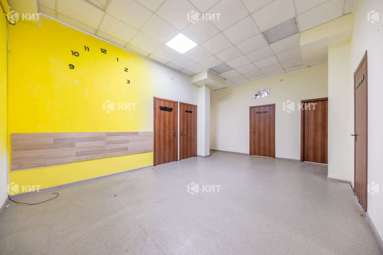 1834708926975276