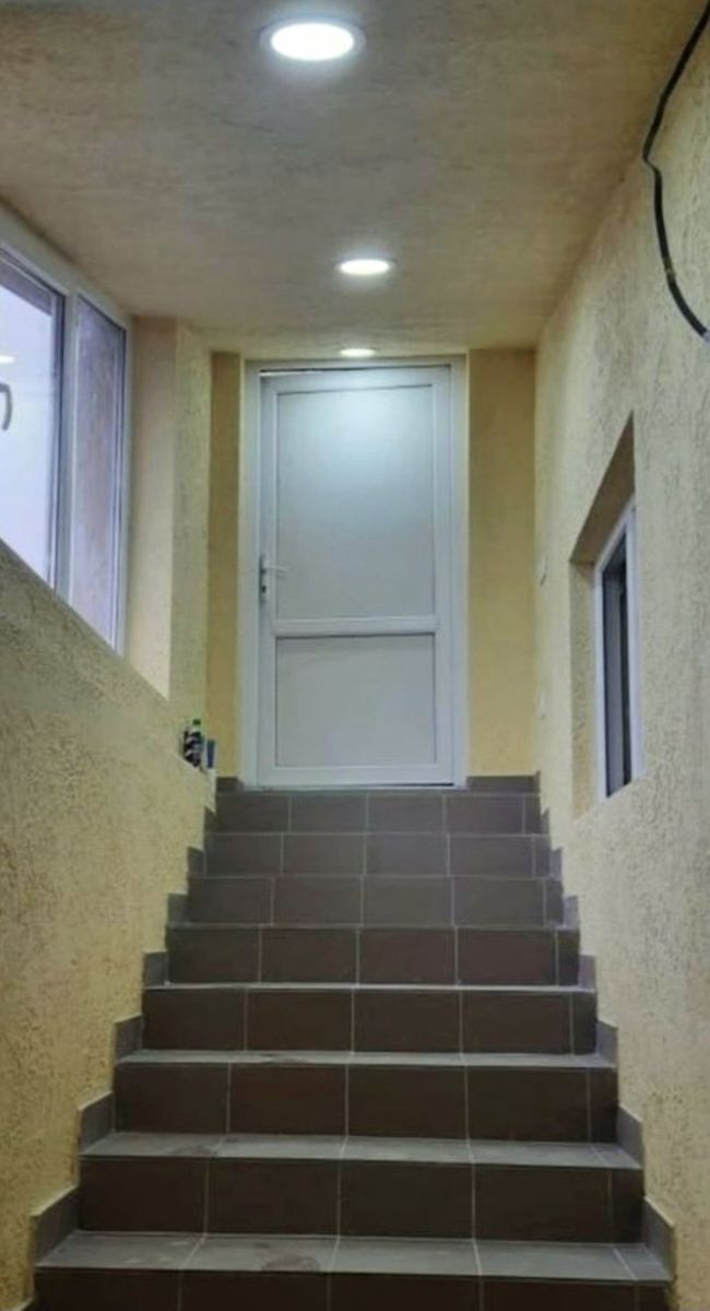 1835614287128276