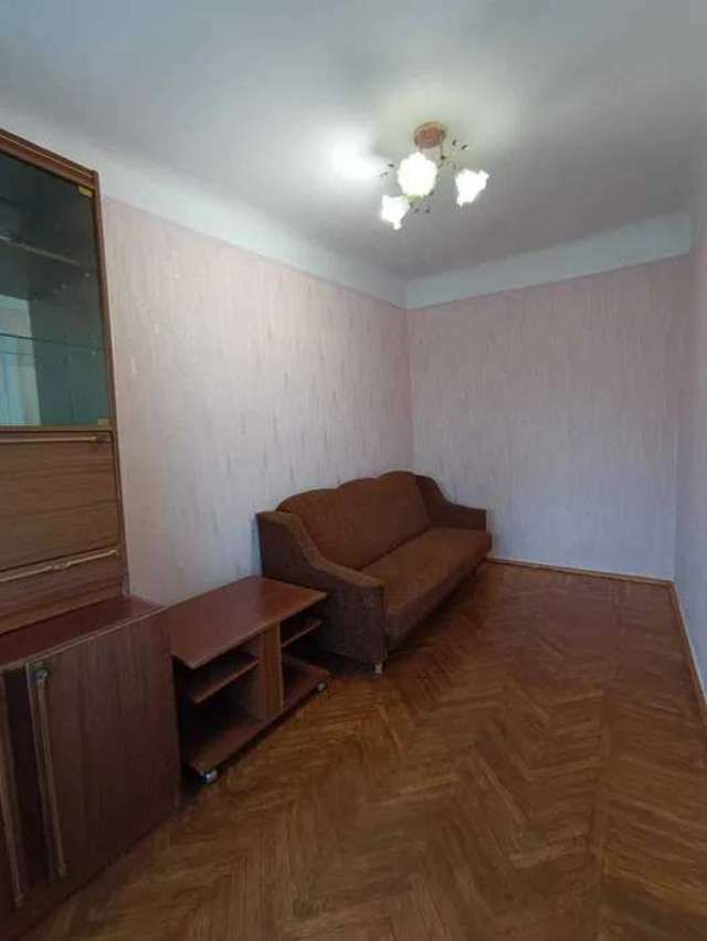 1835796043162276