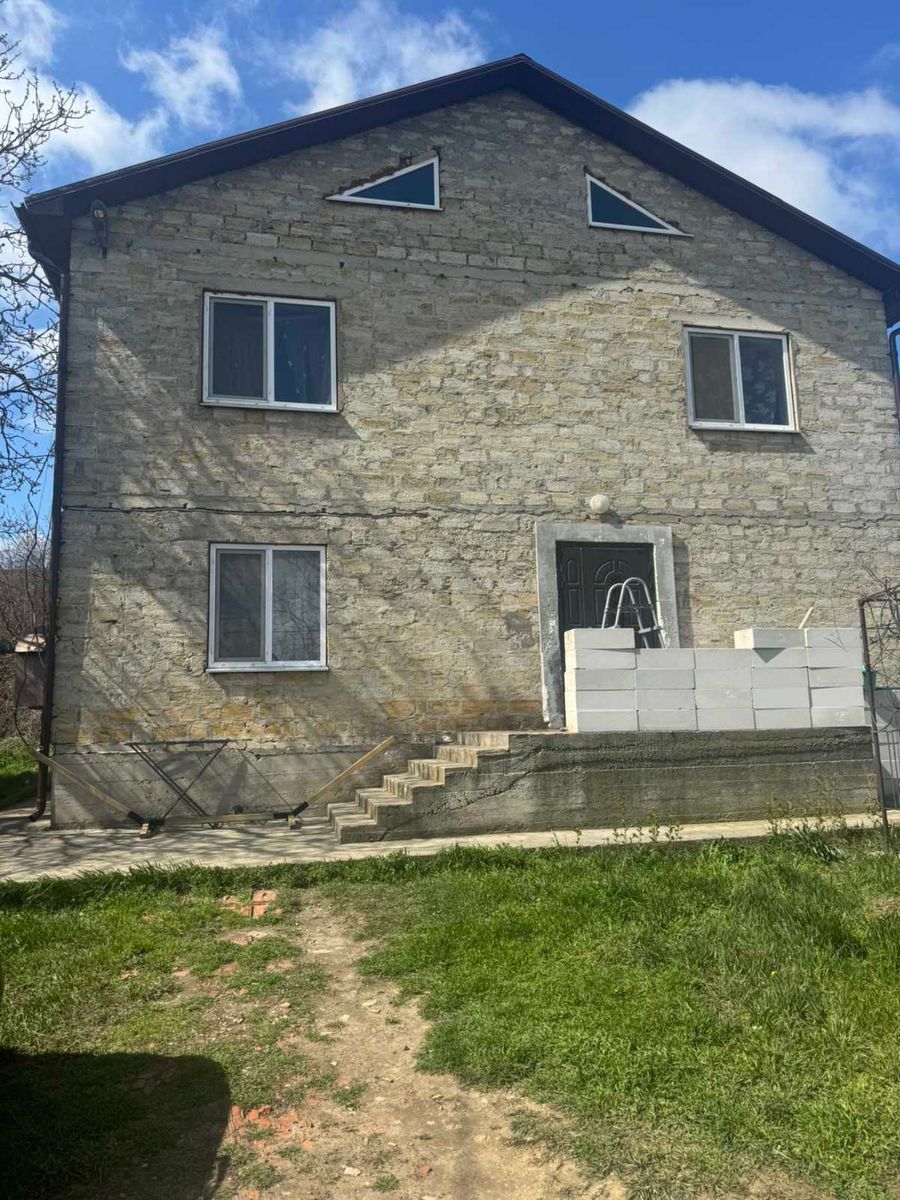 1838178405762276
