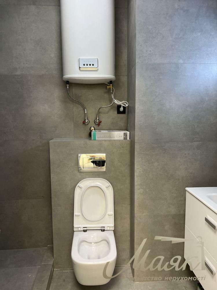 1834478779029278