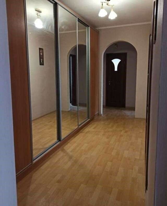 1827849190168279