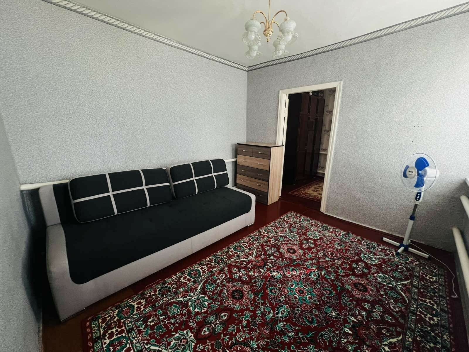 1834184303375279