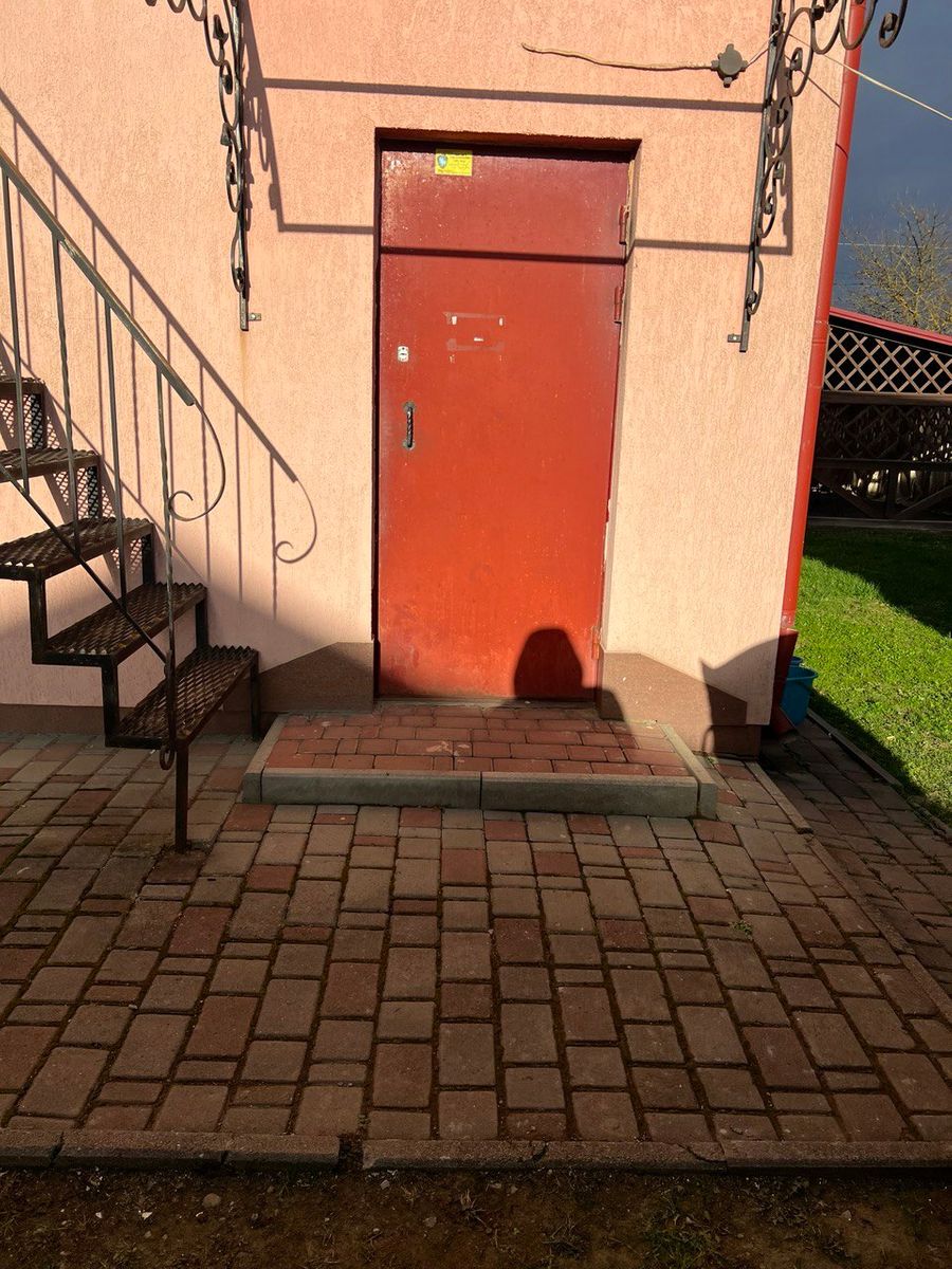 1821774603619028