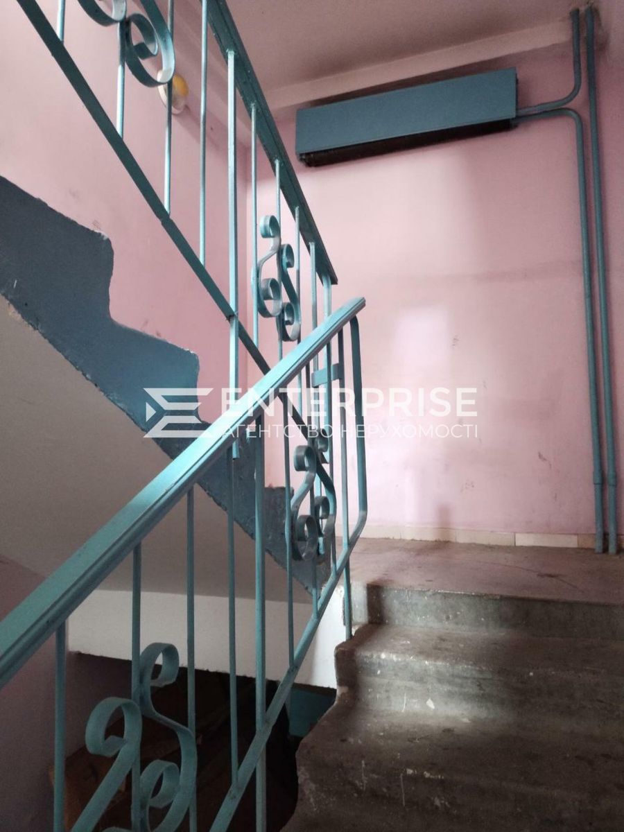 1833902668024281