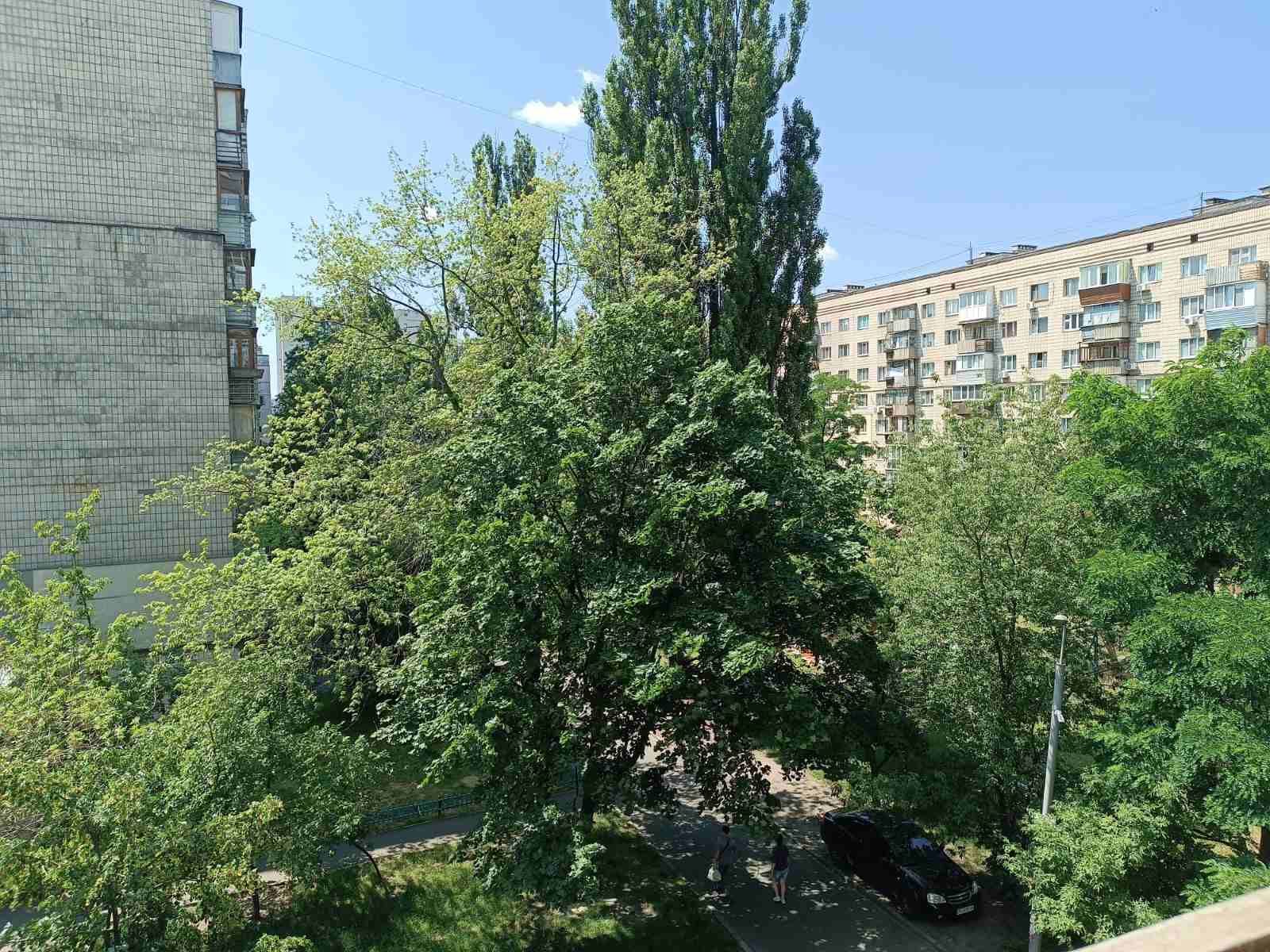 1836257262677281