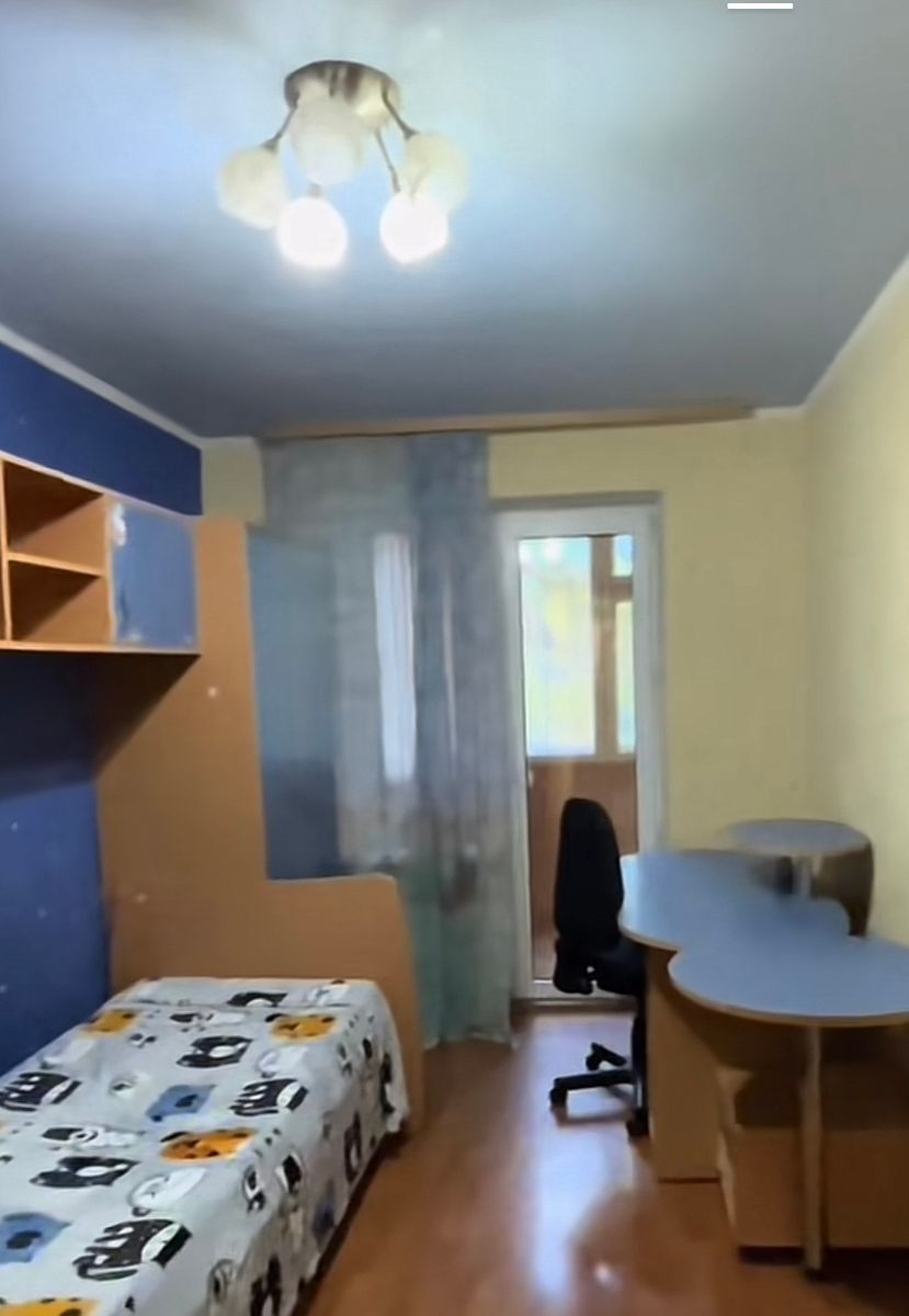 1836300382015287