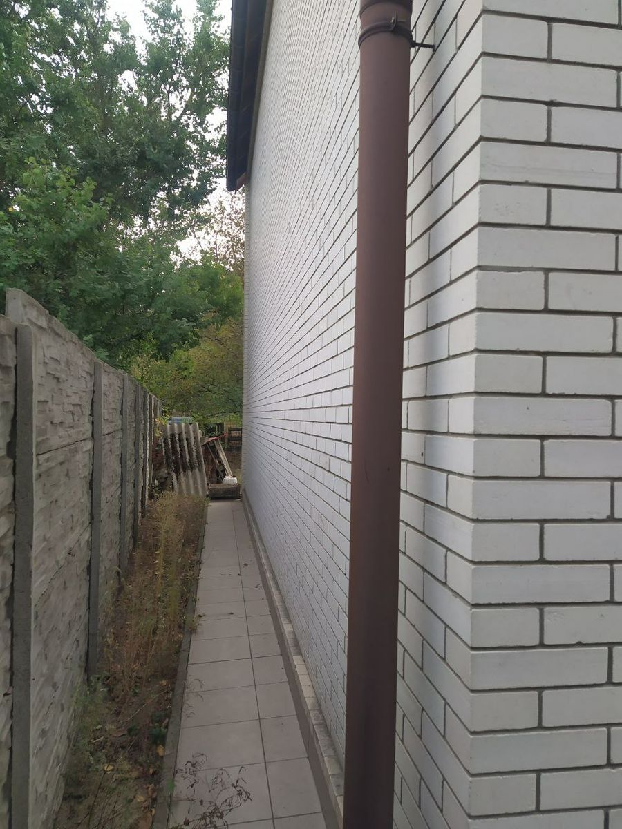 1832549263934029