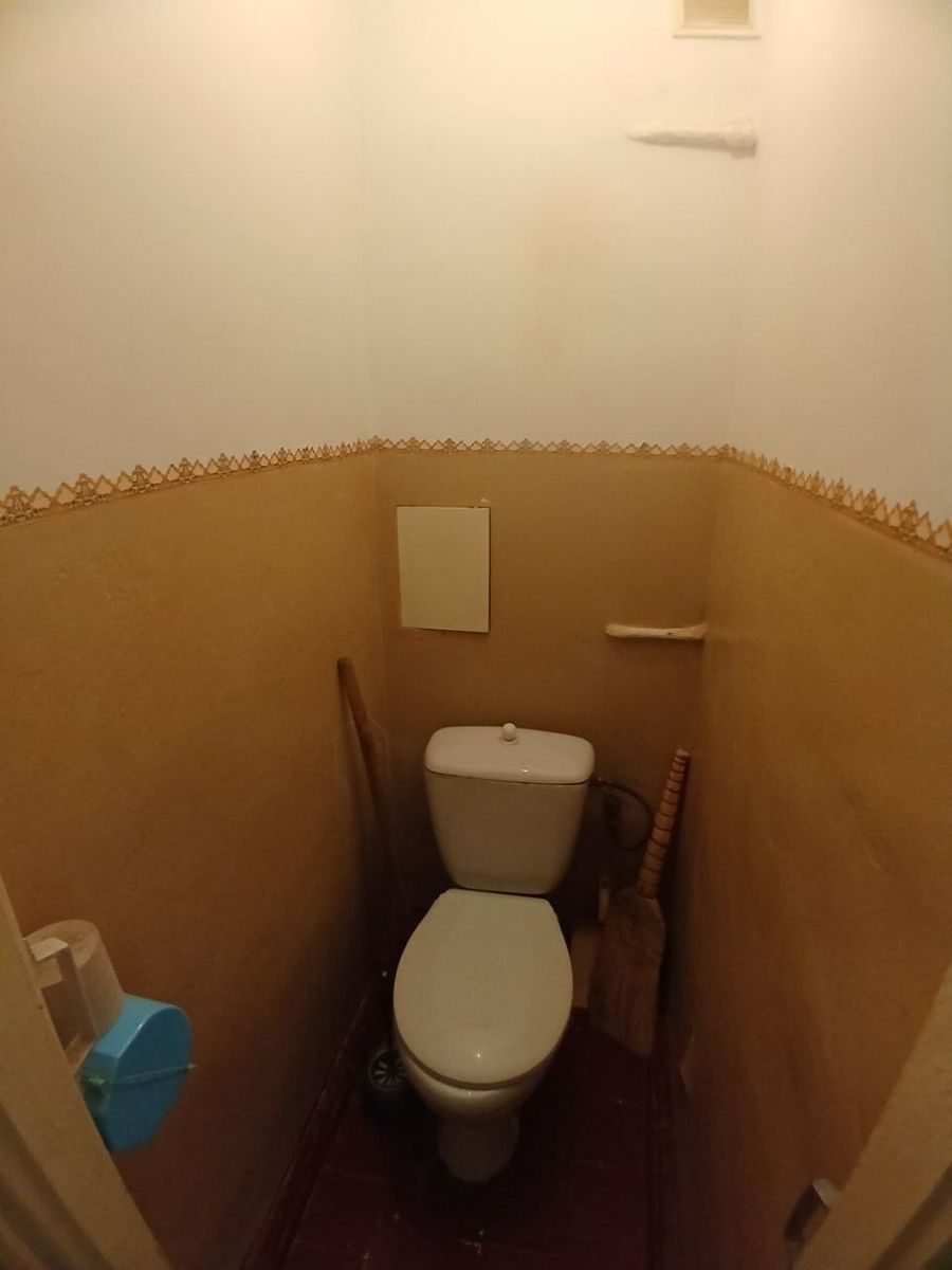 1832911363826029