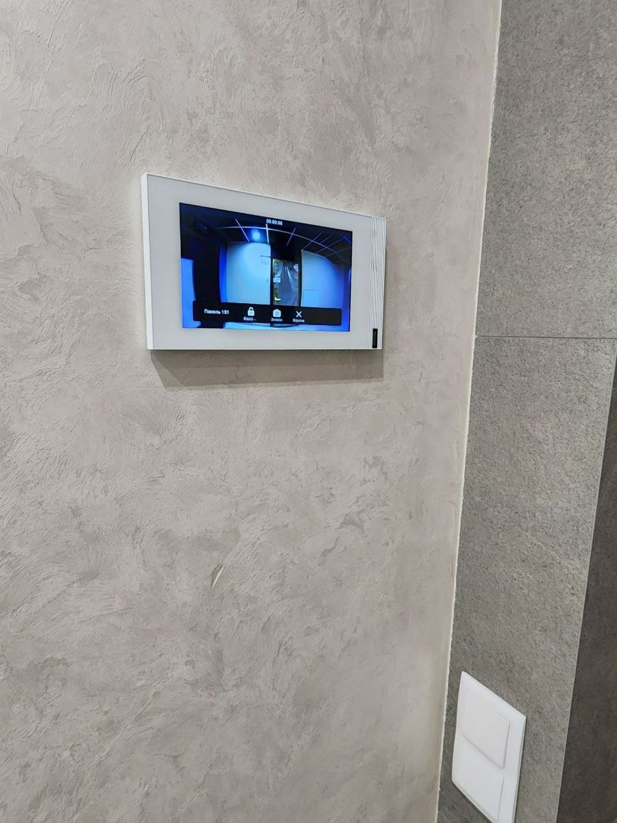 1835541277167290